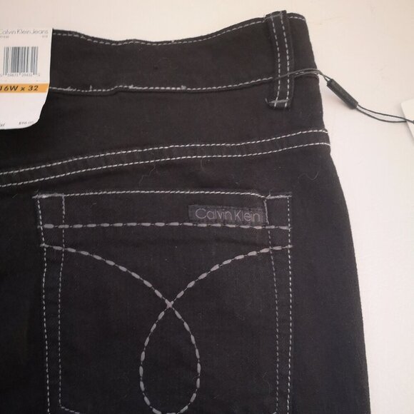 NWT Calvin Klein Ladies Plus Size 16W x 32 Black Bootcut Jeans - Picture 12 of 15